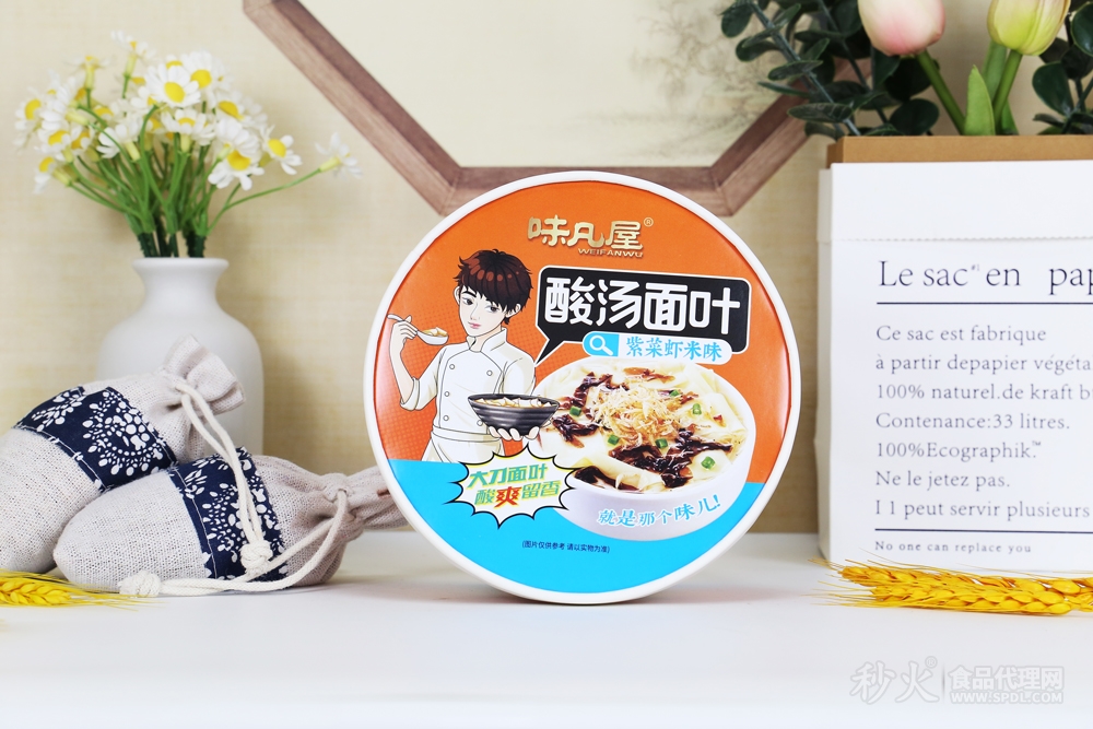 味凡屋酸汤面叶紫菜虾米味正面图