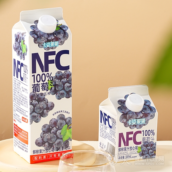 卡姿果果NFC100%葡萄汁屋顶盒