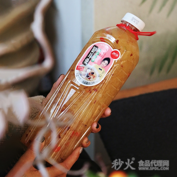 优洋银耳羹枸杞红枣风味饮料1.5L