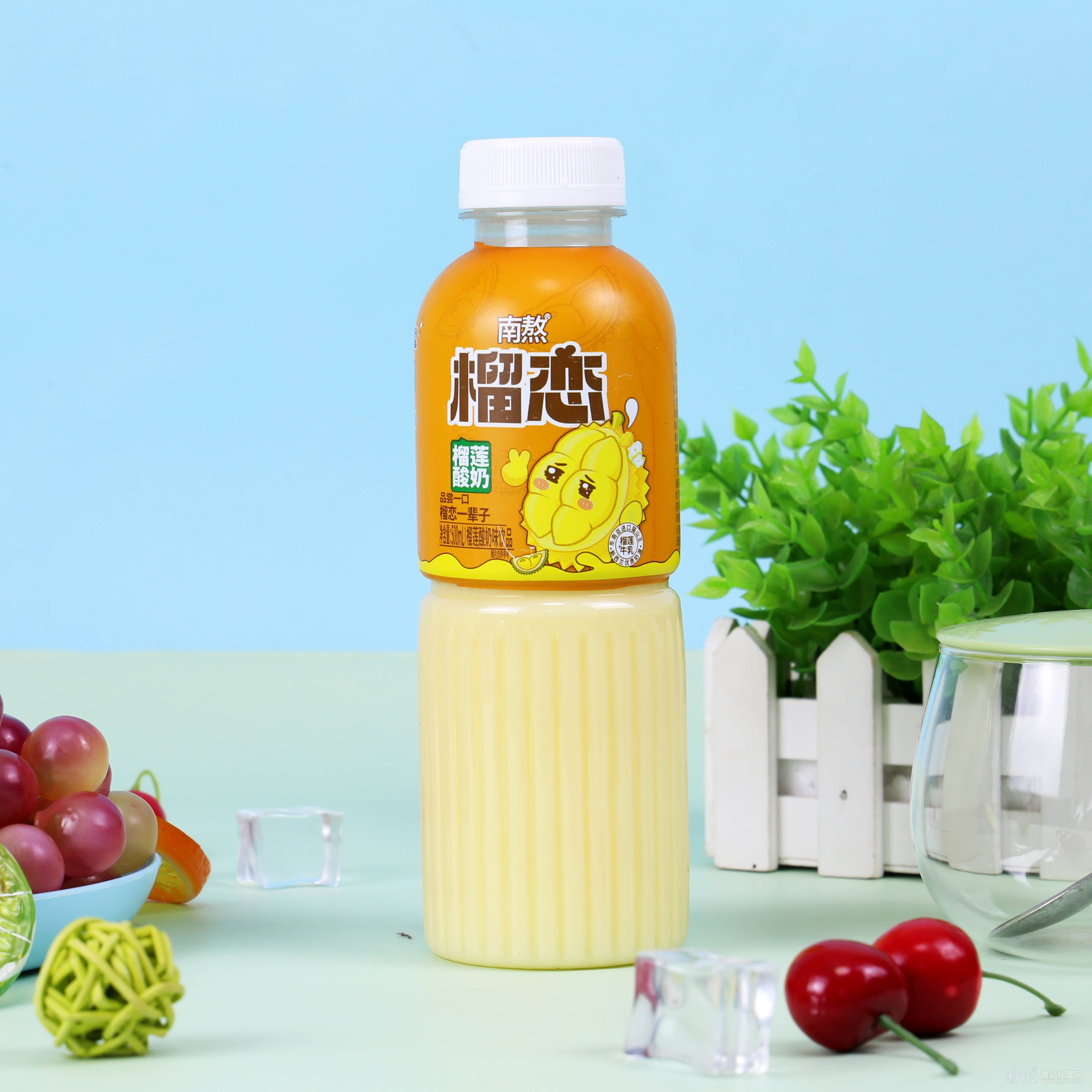 南熬榴恋榴莲酸奶饮品500ml