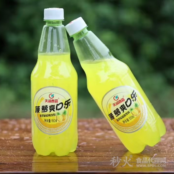 天润真露菠萝爽口乐550ml